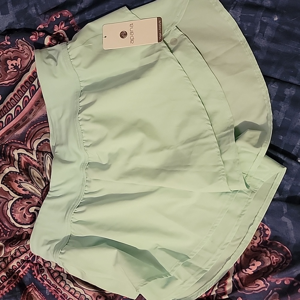 Yoga lifestyle shorts